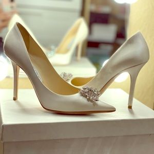 Jimmy choo Abel pump ivory satin w/crystal 38.5